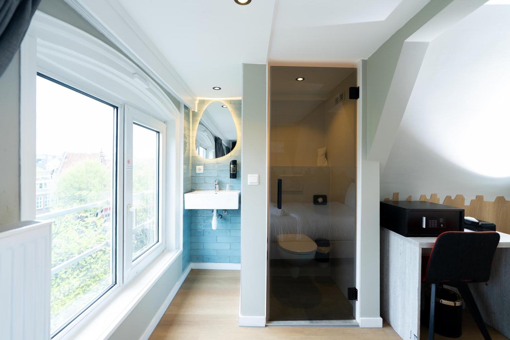 Crown Hotel Amsterdam